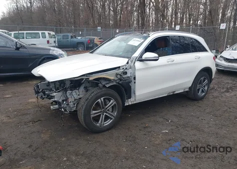 2018 Mercedes-Benz Glc 300 4Matic z USA, uszkodzony, nr VIN WDC0G4KB5JV113619
